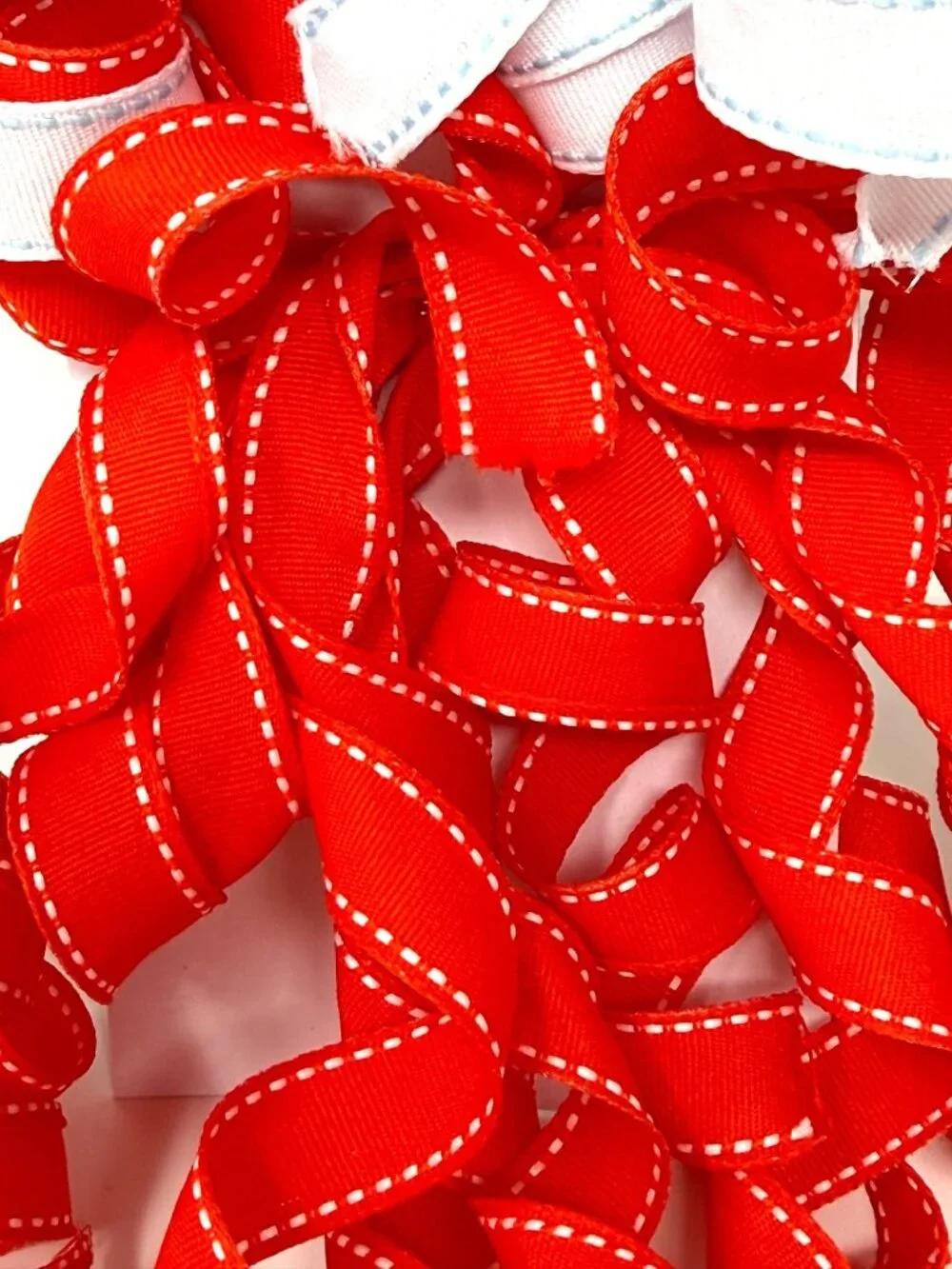 Target 2ct Cozy Christmas Premium Curl Swirl - Wondershop™ Gift Wrapping Decor